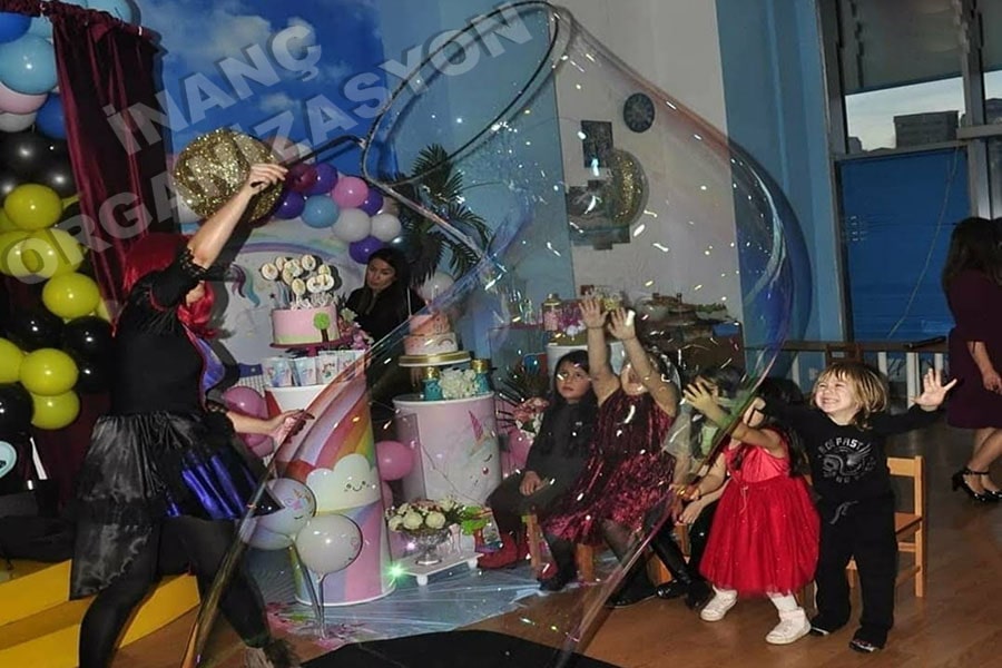 Bubble Show Gösterisi Doğum Günü