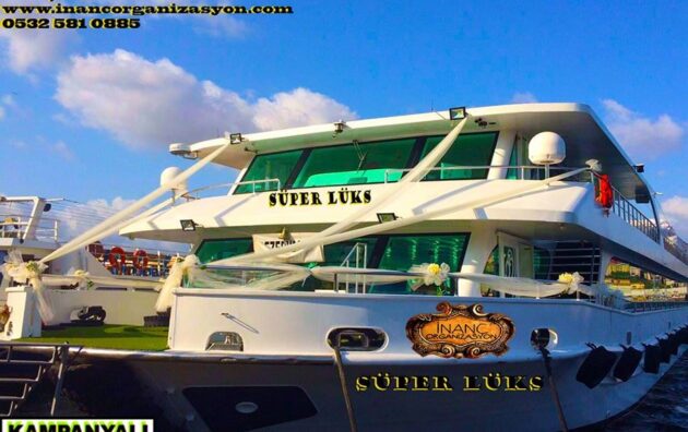 Süper lüks davet teknesi