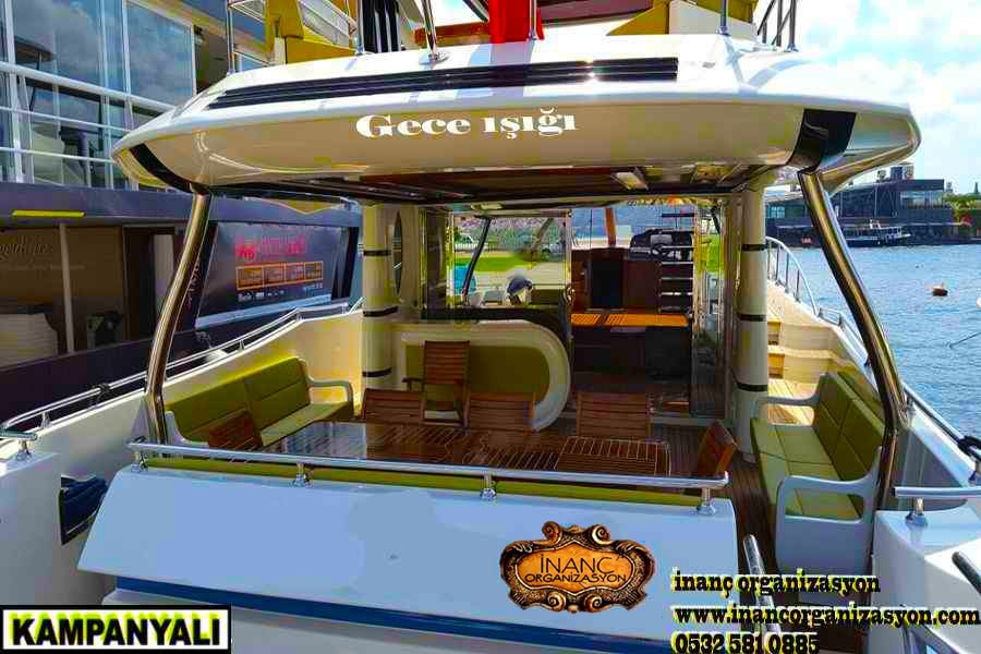 Boğazda kiralık yat fiyatları gece ışığı eğlencesi