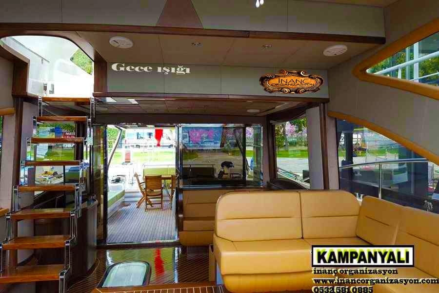 Boğazda kiralık yat gece ışığı hafta içi