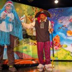 Tiyatro gösterileri okul