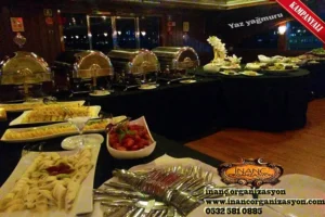 Bogazda Gorkemli Yemek Organizasyonlari Yaz Yagmuru