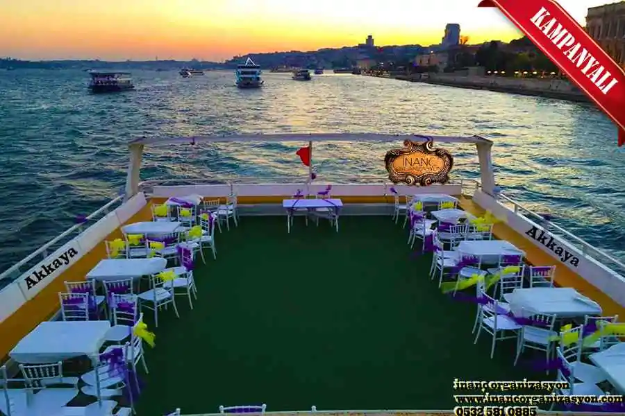 Boğazda lüks teknede iş yemek organizasyon fiyatları akkaya 1