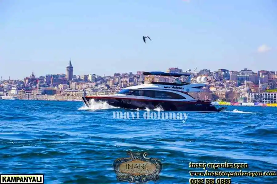 En iyi Kiralık yat şirketi mavi dolunay 1